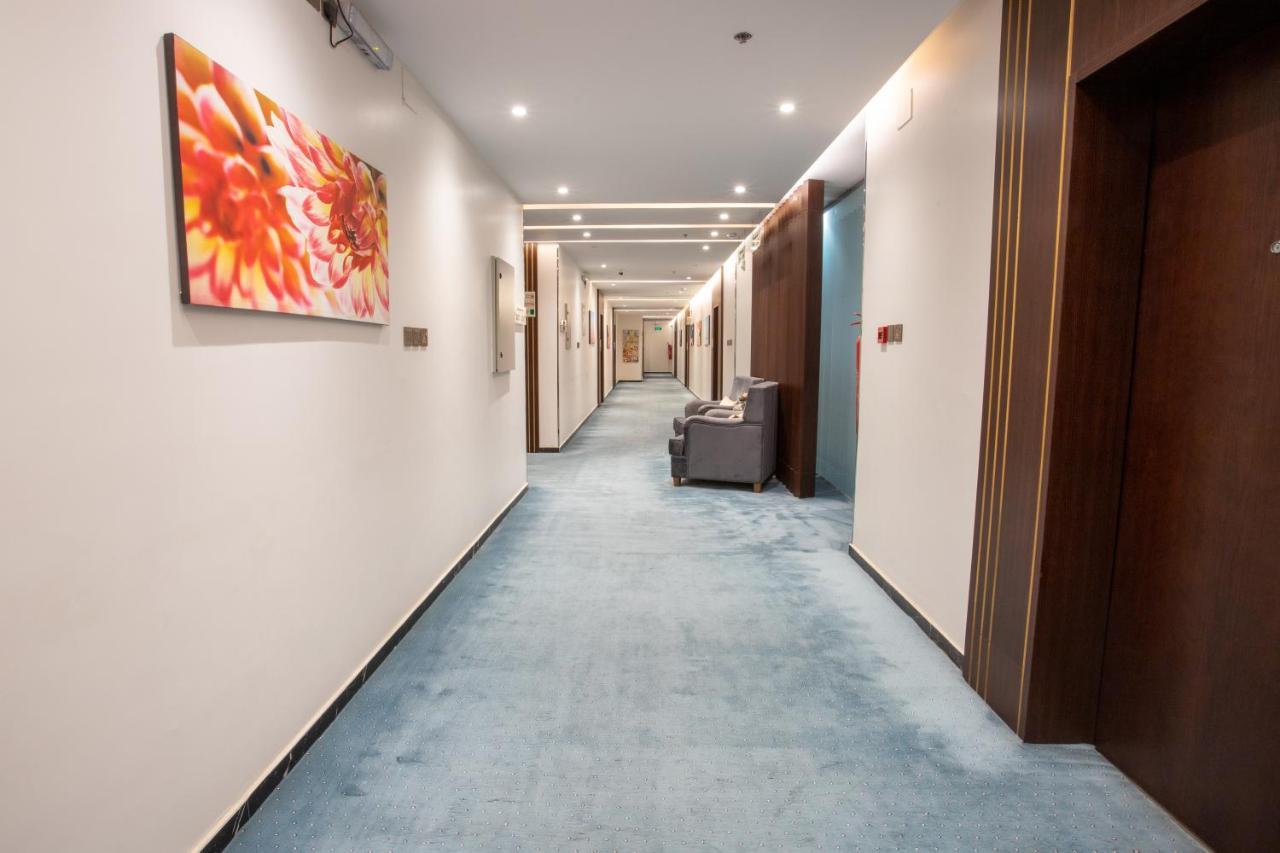 חמיס מושייט Golden Bujari Hotel - Diyafa מראה חיצוני תמונה